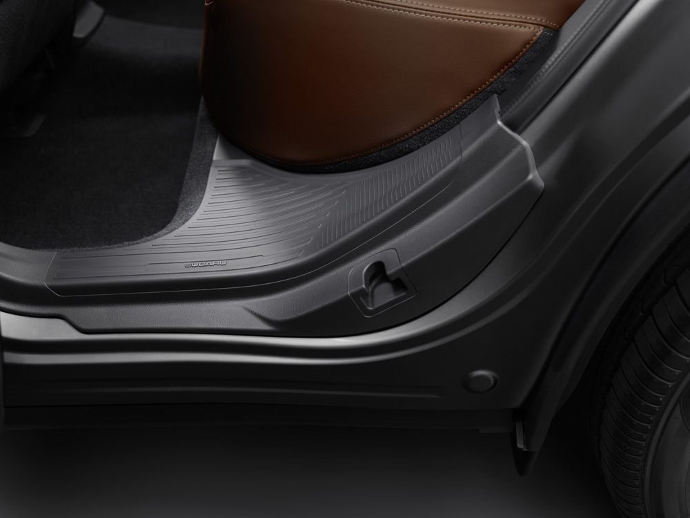 2021 Subaru Forester Rear Step with Non-slip Texture