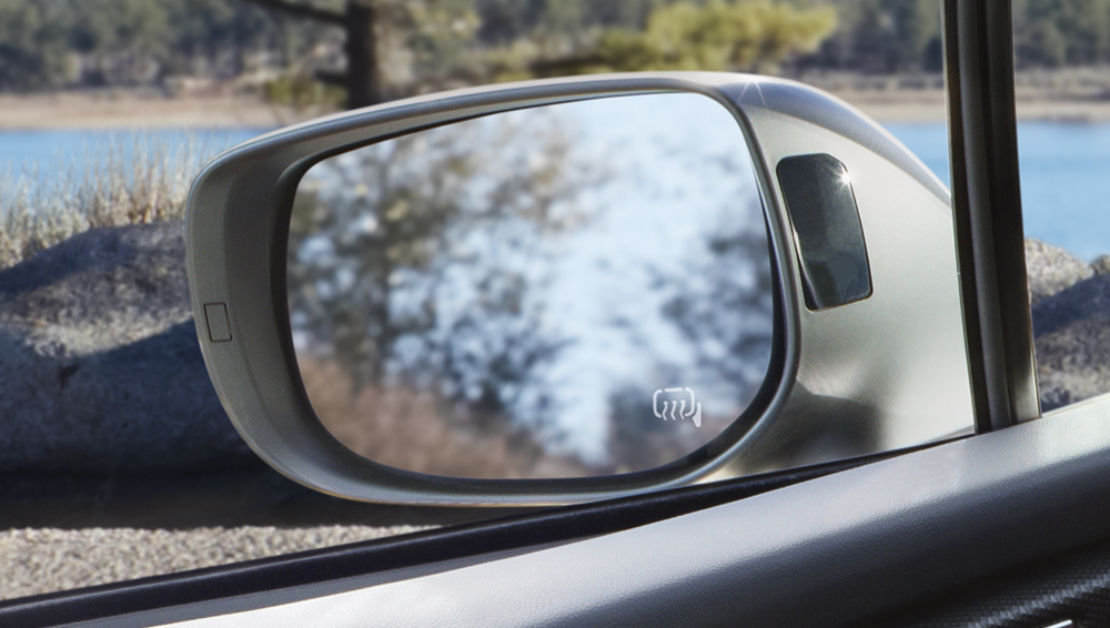 A shot of 2023 Forester side door mirror.