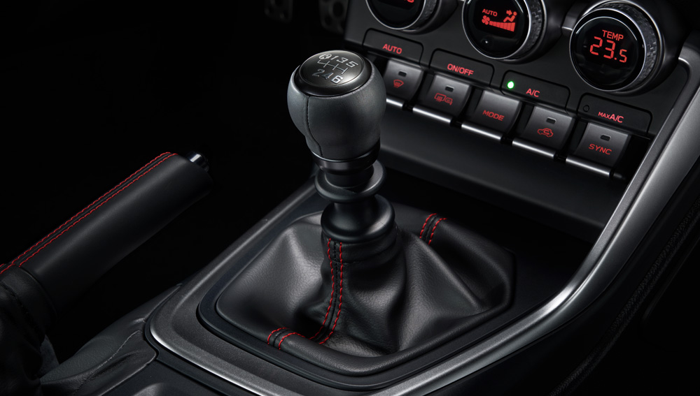 Close up of the BRZ 6-speed manual shifter.