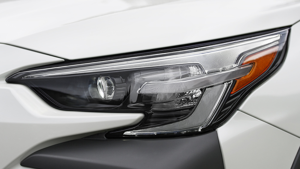 Close up of the LED Steering Responsive Headlights (SRH).