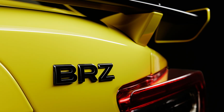 Subaru 2017  BRZ 稲妻 Inazuma Edition Écussons noirs