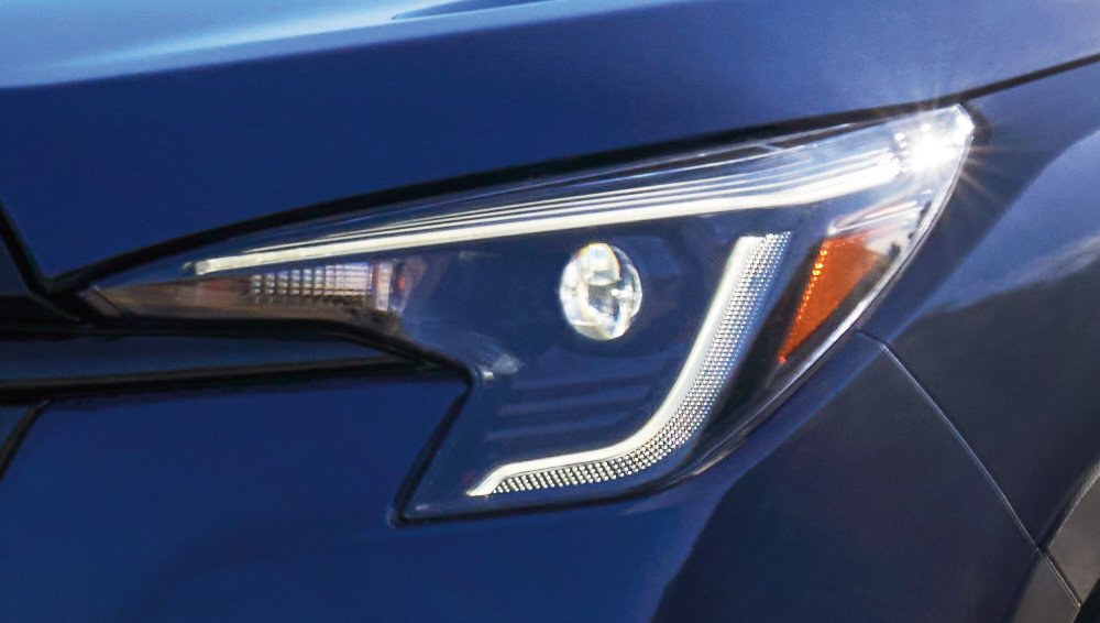 Close up of 2023 Ascent’s auto on/off LED steering responsive headlight.